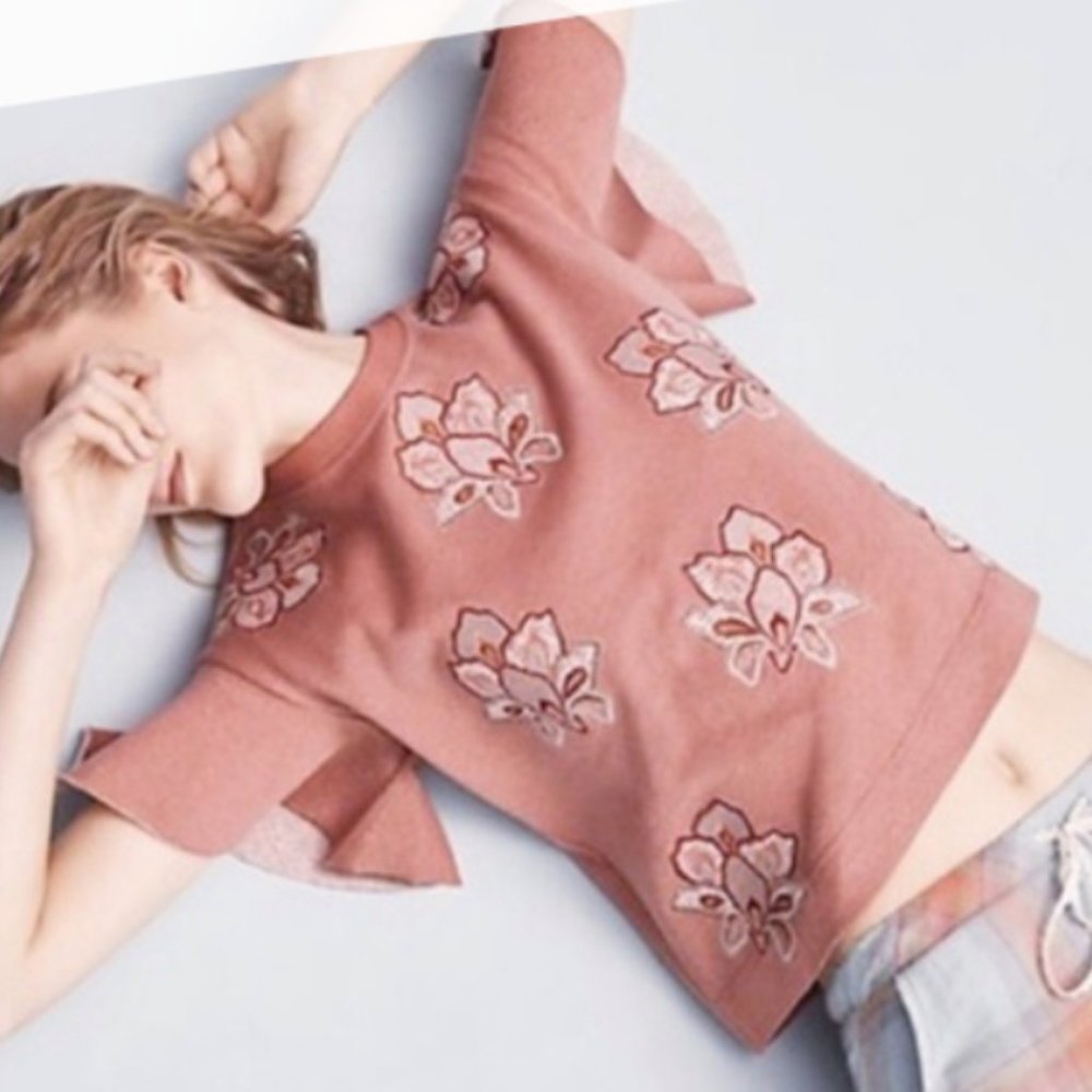 Chloe Oliver Padma Embroidered Top Features